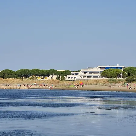 Terrasses 2 - Et Commerces A 400 M